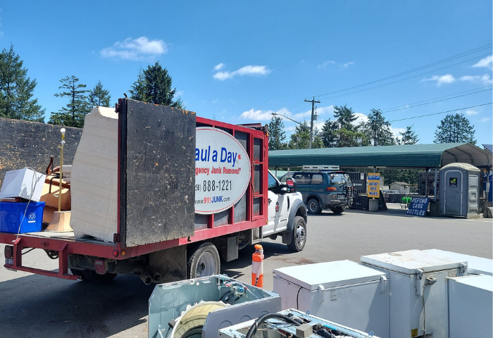 CRD recycling depot - haul a day truck